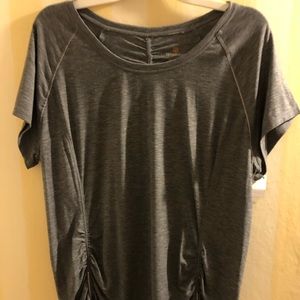 Gray ribbed active top
